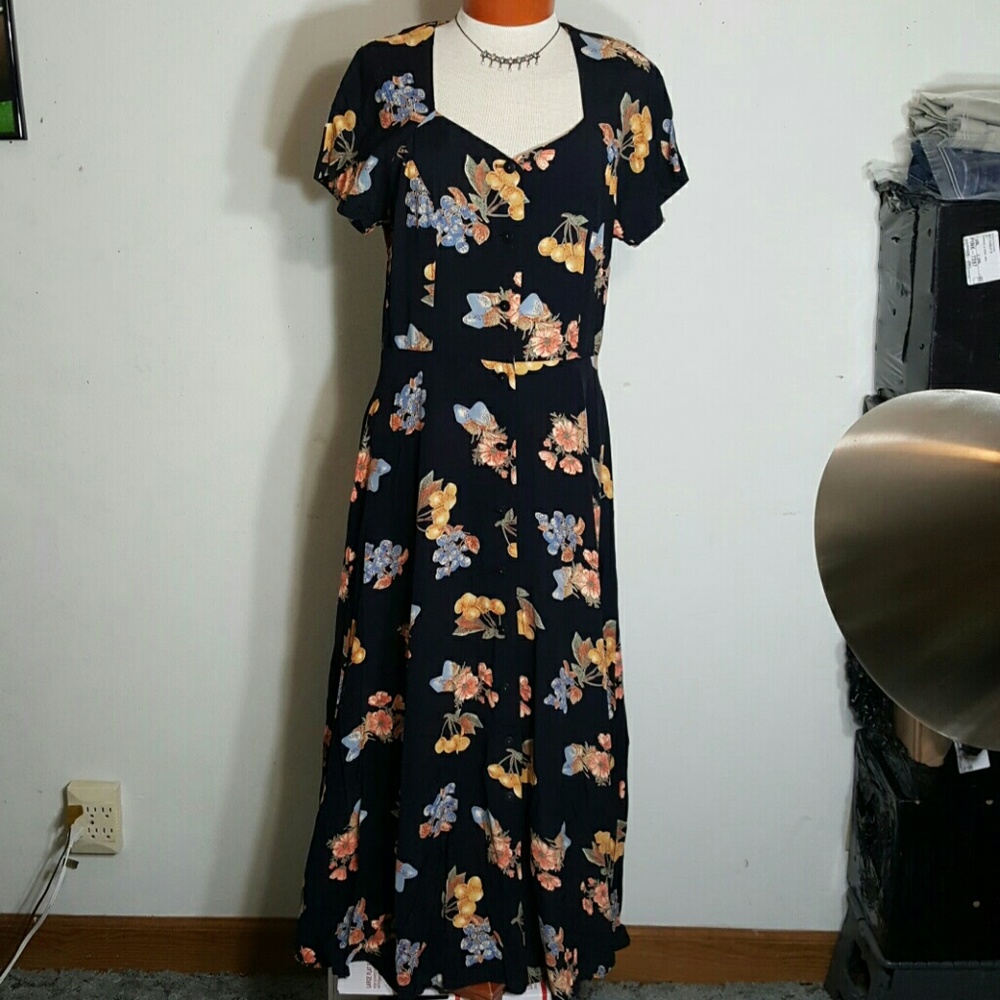 Vintage 100% Rayon Fit and Flare size L